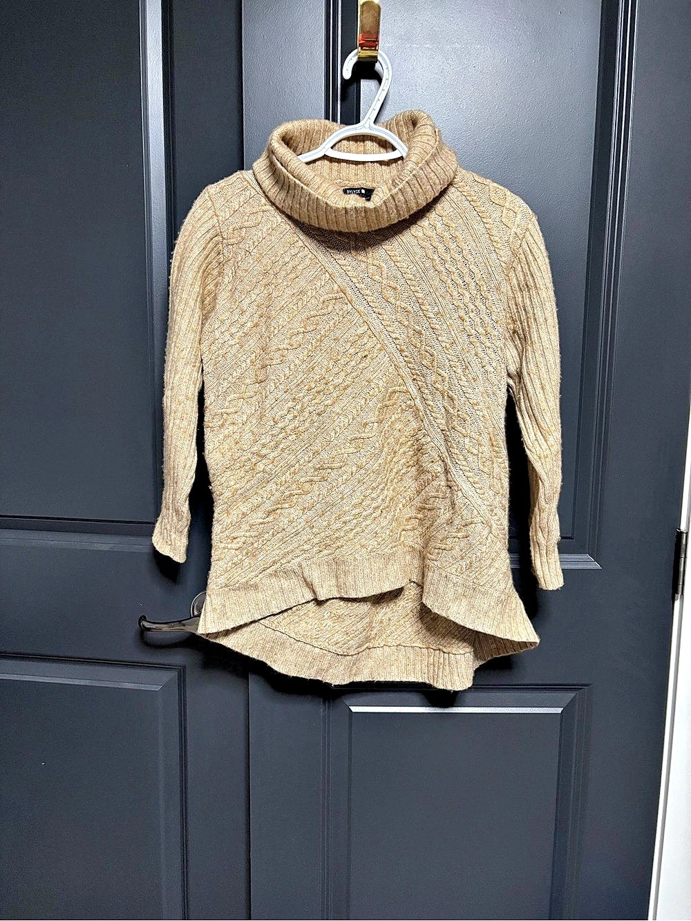 BYLYSE Cowl Neck Sweater in Brown Size Large